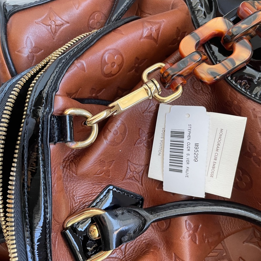Louis Vuitton Stephen Cuir Embossed Fauve Bag - Picture 5 of 5